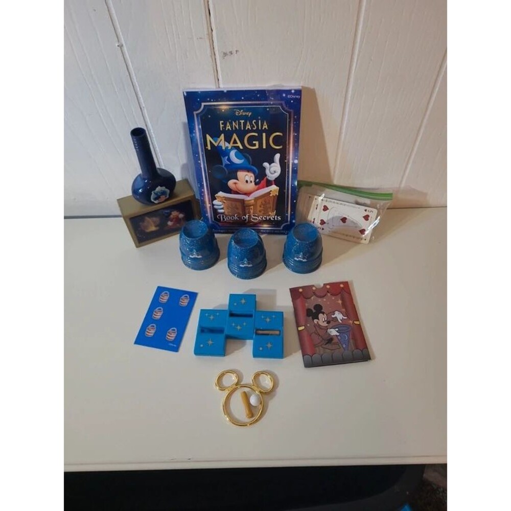 Disney Fantasia Magic Set Mickey Mouse Over 400 Tricks Kids 6+